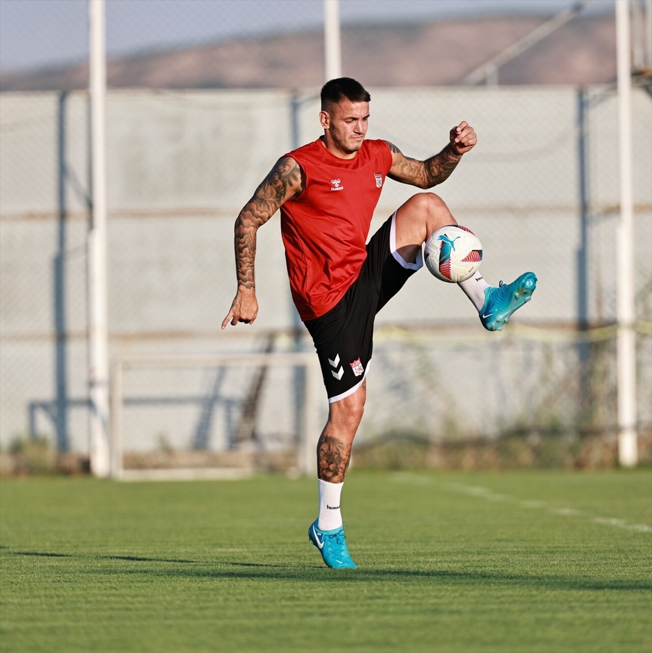 Net Global Sivasspor, Trendyol Süper Lig'in 3. haftasında sahasında ikas Eyüpspor ile yapacağı...