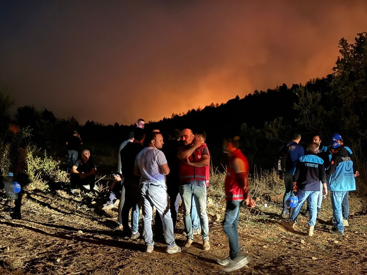 Çankırı'nın Ilgaz ilçesinin Yukarımeydan köyündeki ormanlık alanda yangın çıktı. İhbar üzerine...