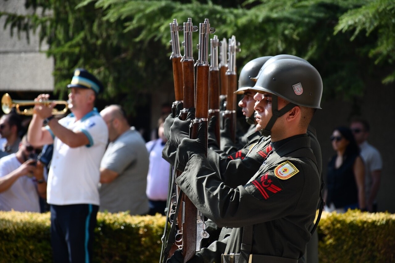 Türkiye Cumhuriyeti'nin 3. Cumhurbaşkanı Celal Bayar'ın vefatının 38. yılı dolayısıyla Bursa'nın...