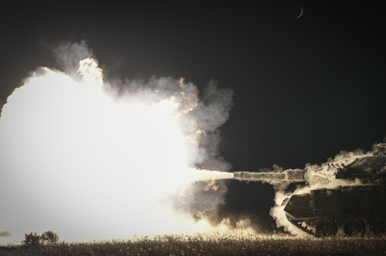 Kara Kuvvetleri Komutanlığı bünyesinde hizmet veren "Tank Okul Komutanlığı" tarafından, TSK'nın...