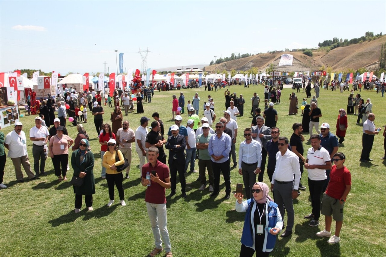 Bitlis'in Ahlat ilçesinde, Malazgirt Zaferi'nin 953. yıl dönümü kapsamında düzenlenen etkinlikler...