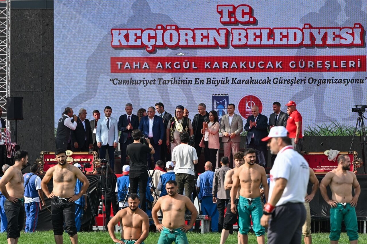 Ankara Büyükşehir ve Keçiören belediyeleri, Türkiye Geleneksel Güreşler Federasyonu ile Keçiören...