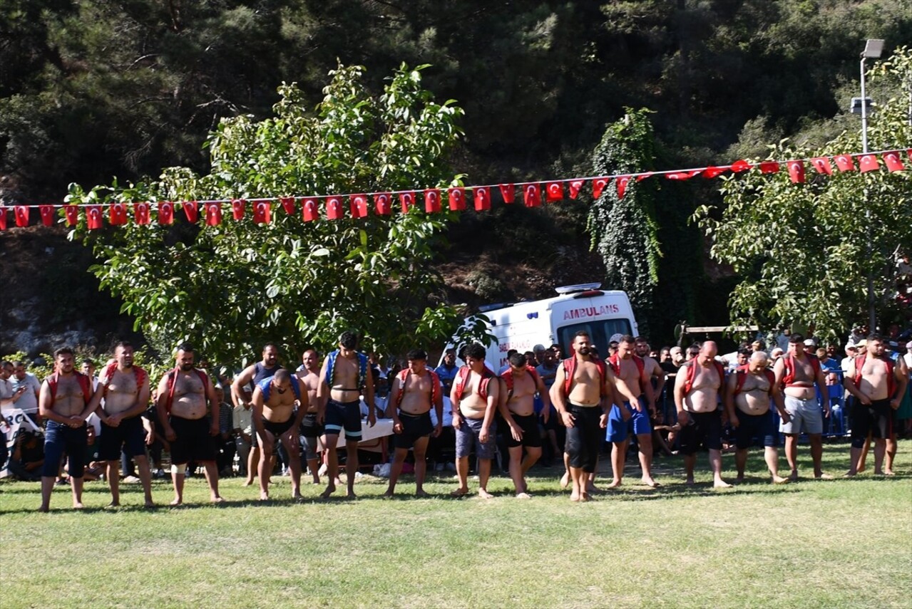 Hatay'ın Belen ilçesinde düzenlenen 13. Belen Yayla Şenlikleri ve Aba Güreşleri tamamlandı.