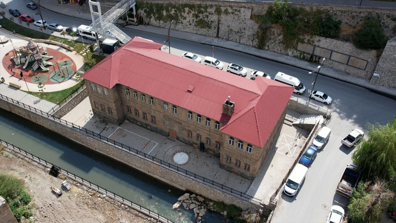 Çevre, Şehircilik ve İklim Değişikliği Bakanlığı, "Bitlis Tarihi Kent Merkezi Kentsel Yenileme ve...