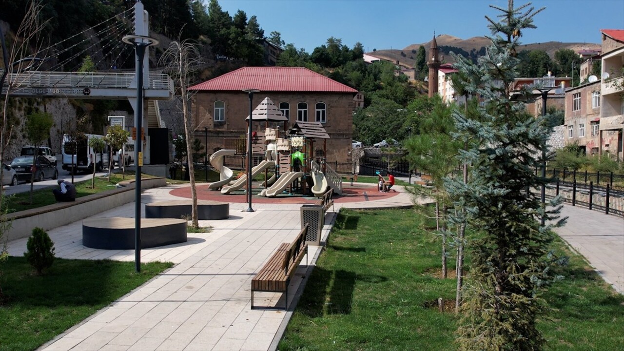 Çevre, Şehircilik ve İklim Değişikliği Bakanlığı, "Bitlis Tarihi Kent Merkezi Kentsel Yenileme ve...