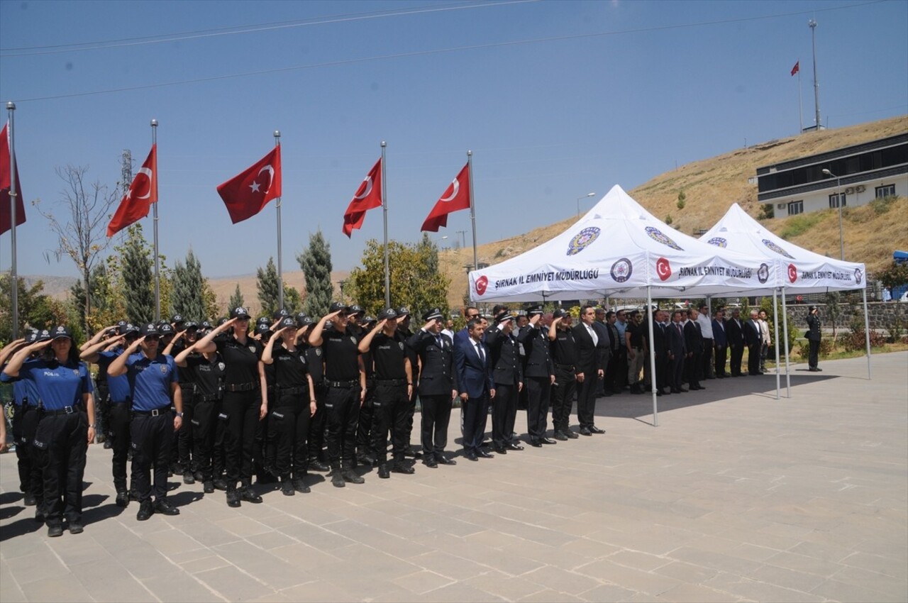 Şırnak'ın Cizre ilçesinde 26 Ağustos 2016'da Çevik Kuvvet Grup Amirliği binasına PKK'lı...