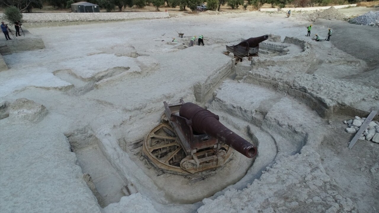 Kültür ve Turizm Bakanlığı Çanakkale Savaşları ve Gelibolu Tarihi Alan Başkanlığınca başlatılan...