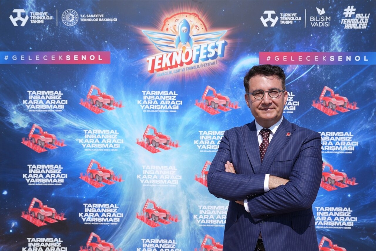 TEKNOFEST 2024 kapsamında düzenlenen Tarımsal İnsansız Kara Aracı Yarışması'nın finalleri İzmir'de...