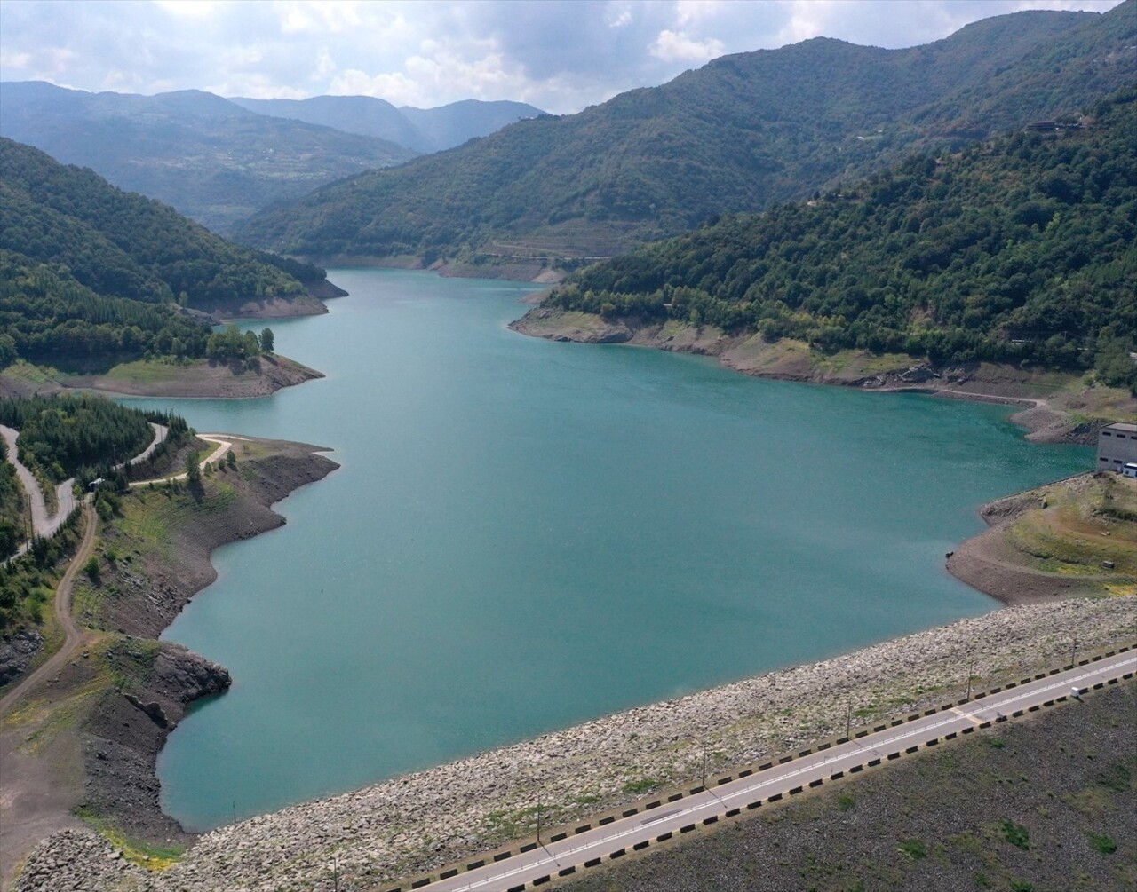 Kocaeli'nin içme suyu ihtiyacının büyük kısmını karşılayan Yuvacık Barajı'ndaki su seviyesi yüzde...