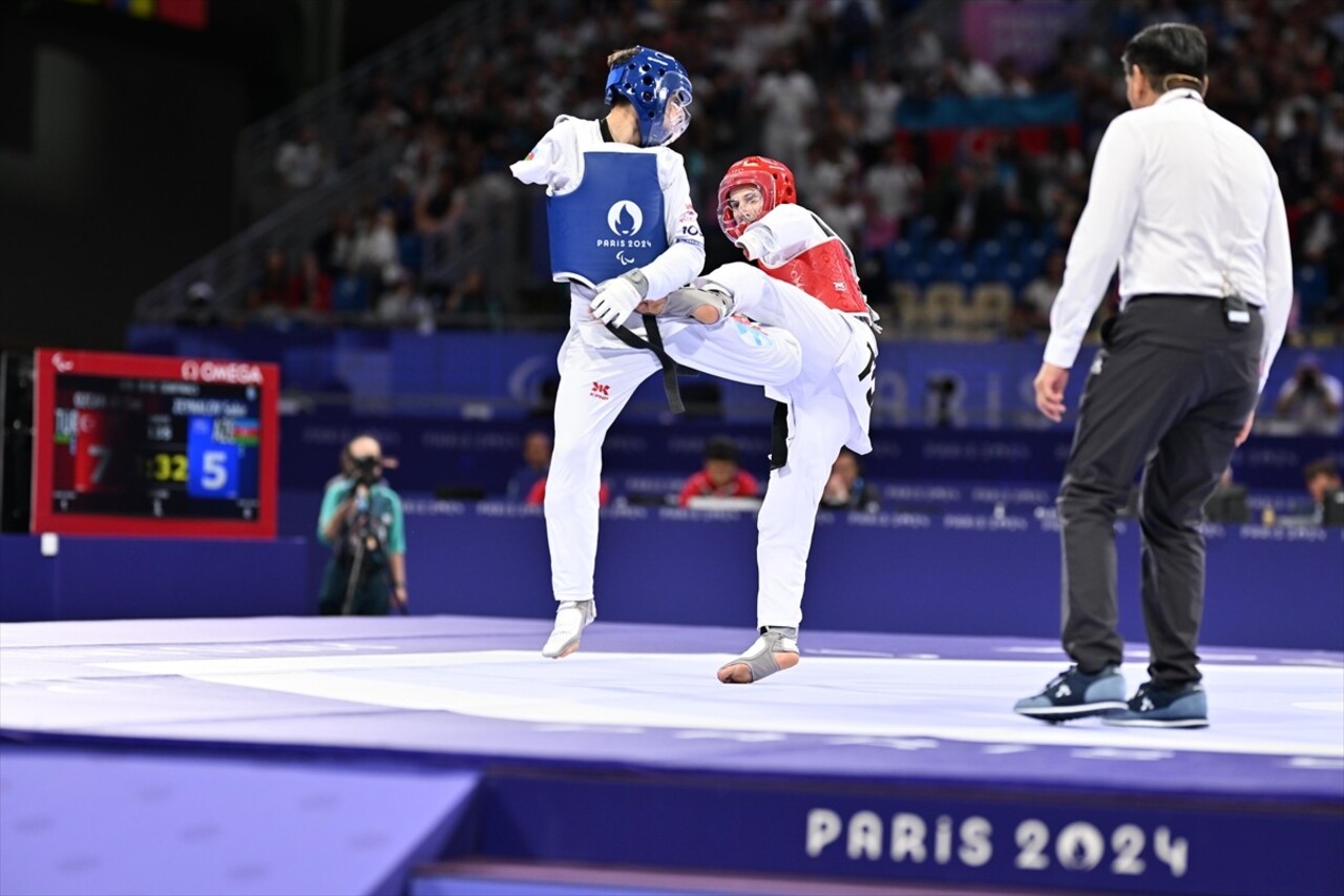 Paris 2024 Paralimpik Oyunları'nda erkekler tekvando K44 58 kiloda yarı final karşılaşmasında...