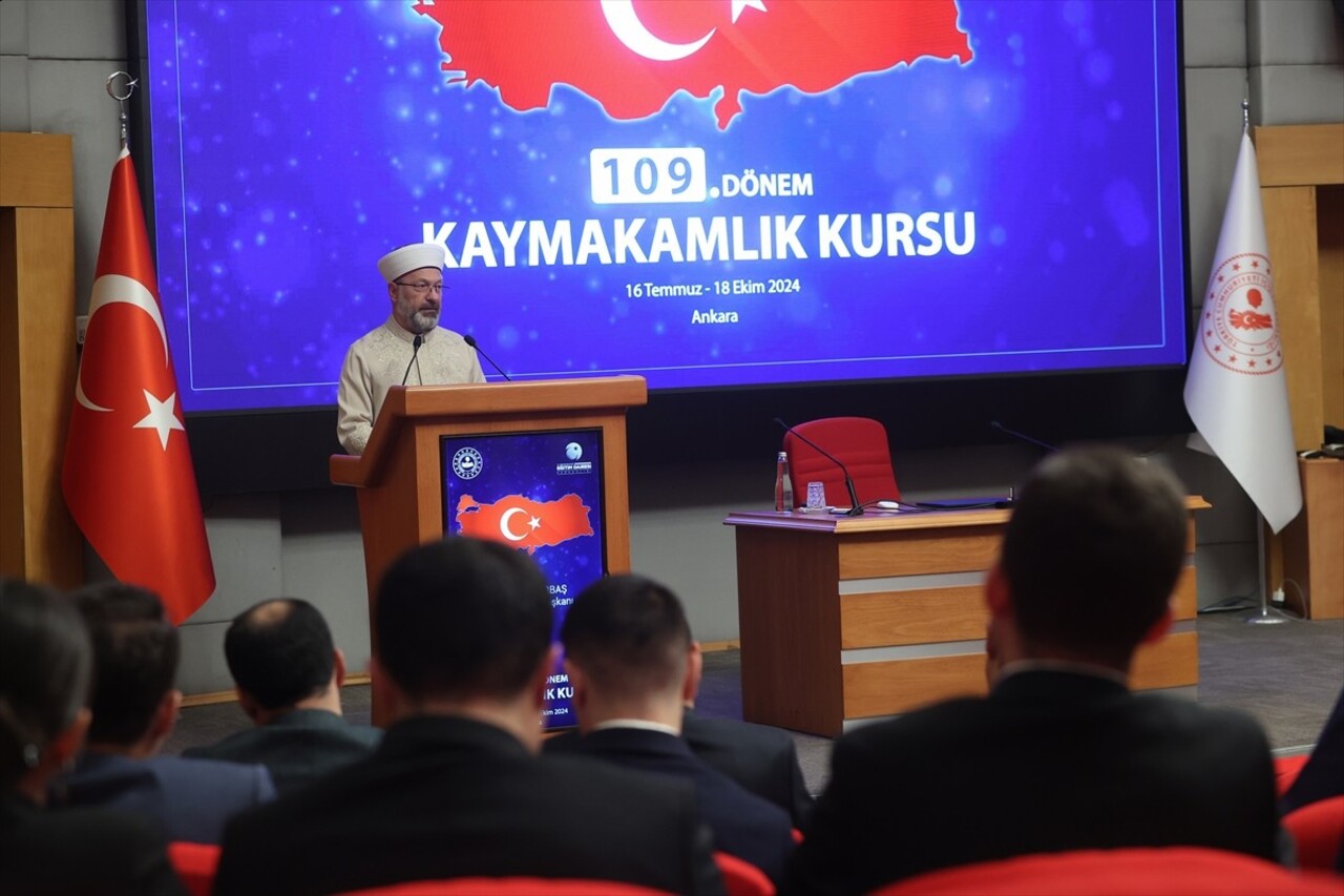 Diyanet İşleri Başkanı Prof. Dr. Ali Erbaş, 109. Dönem Kaymakamlık Kursu'nda eğitimlerine devam...