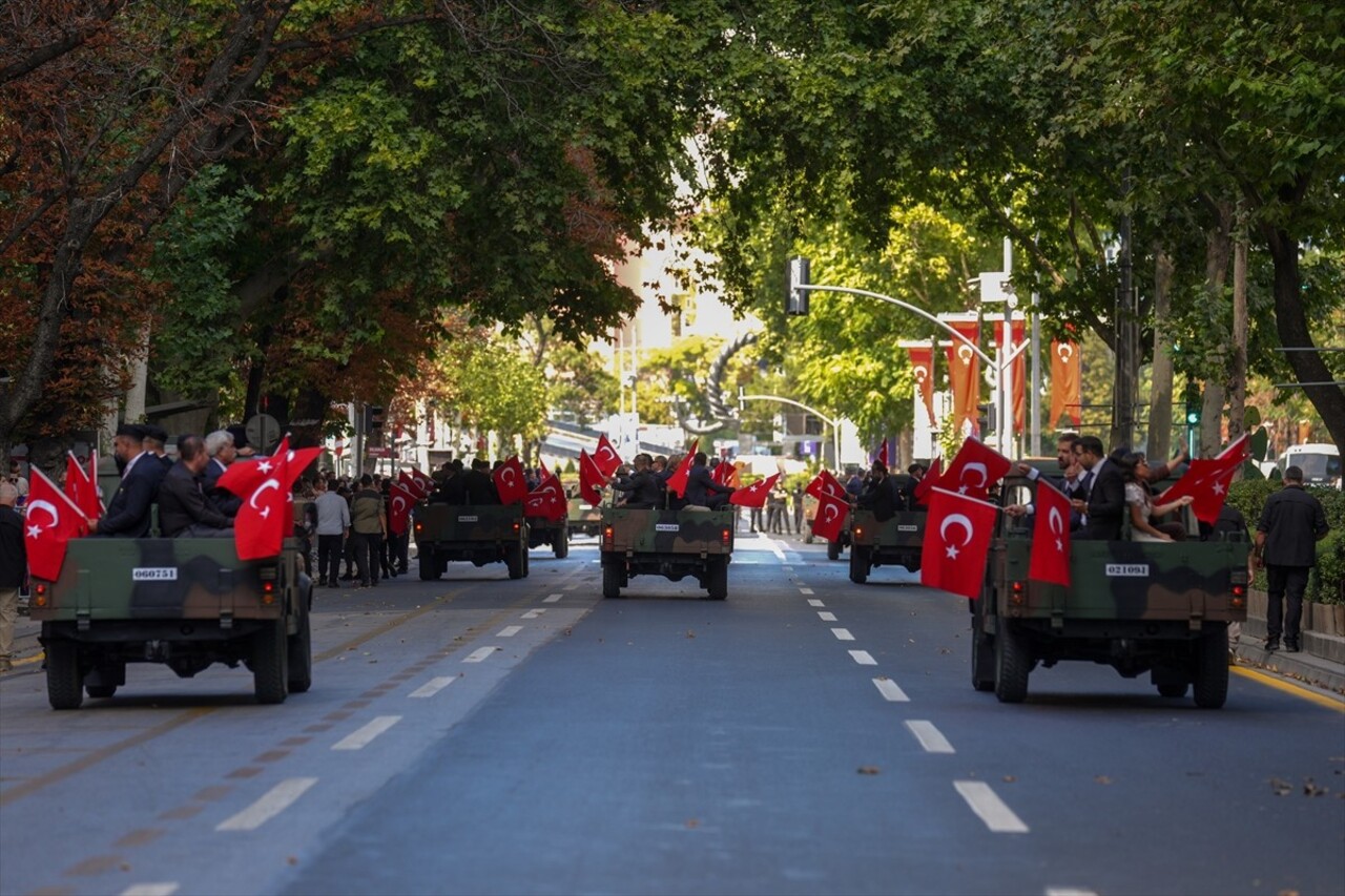 Başkentte, 30 Ağustos Zafer Bayramı kutlama programları kapsamında Türkiye Büyük Millet Meclisi...