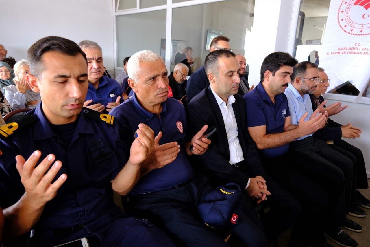 Kırklareli'nin Demirköy ilçesine bağlı İğneada beldesinde, av yasağının sona ereceği gece...