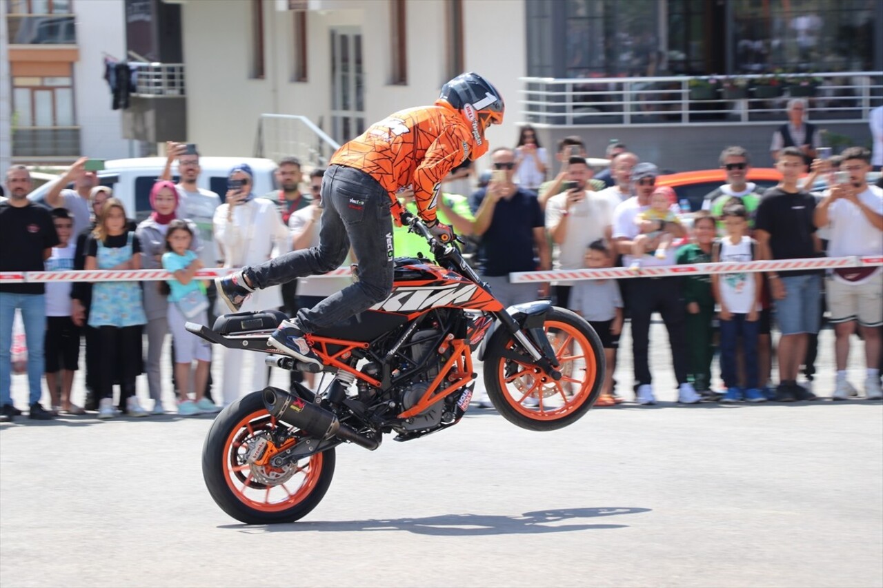 Erzincan'da, Valilik, Erzincan Belediyesi ve Erzincan Motosiklet Kulübü ortaklığında, Erzincan...