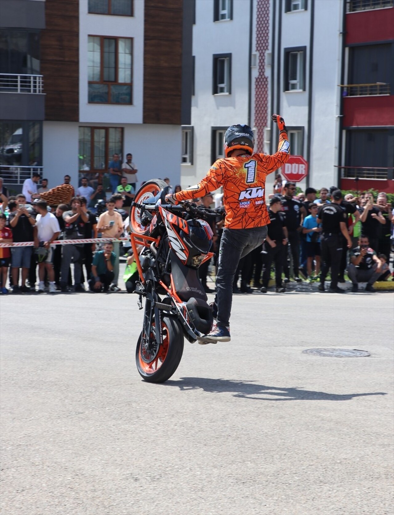 Erzincan'da, Valilik, Erzincan Belediyesi ve Erzincan Motosiklet Kulübü ortaklığında, Erzincan...