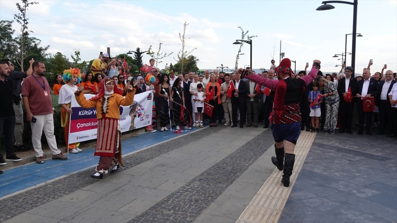 Kültür ve Turizm Bakanlığınca düzenlenen Çanakkale Kültür Yolu Festivali kapsamında kortej...