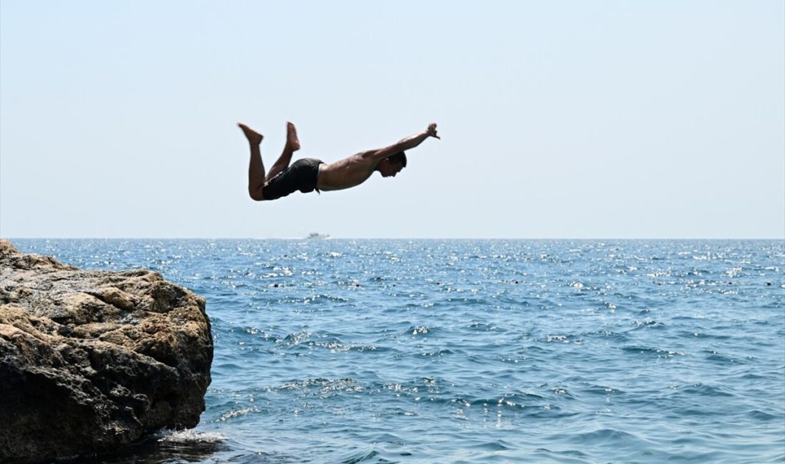 Antalya'da yüksek sıcaklık ve