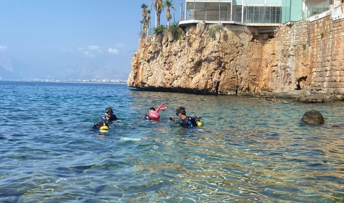 Antalya'nın tarihi Kaleiçi bölgesindeki