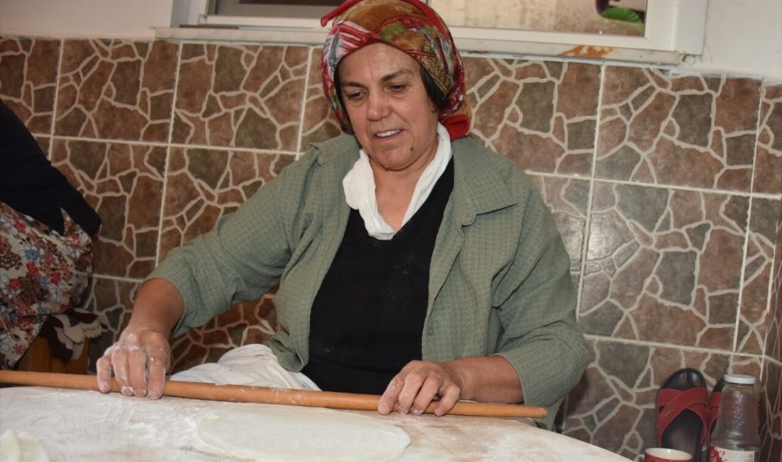 Gümüşhane'nin Mescitli köyünde kadınlar,