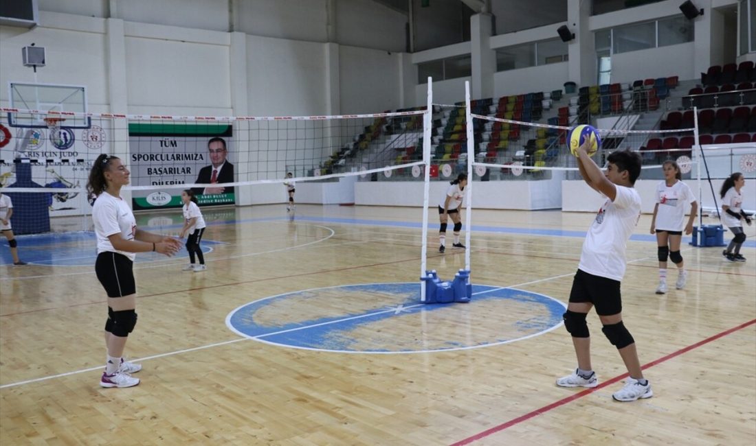 Kilis'te açılan Fabrika Voleybol