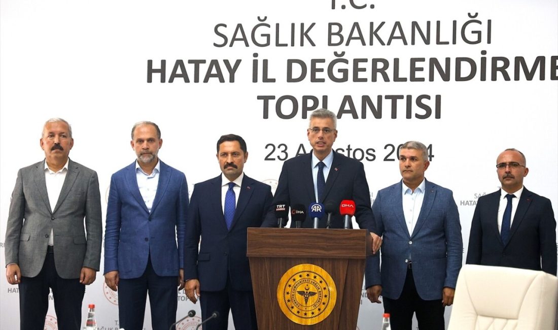 Sağlık Bakanı Kemal Memişoğlu,