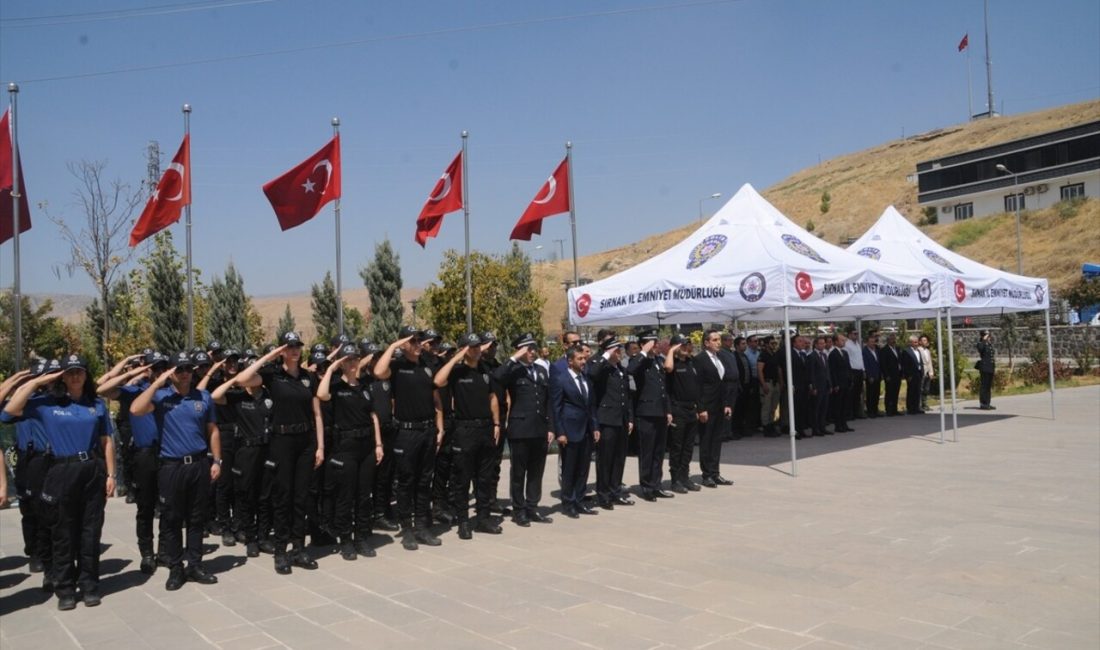 Cizre'de düzenlenen anma töreninde,