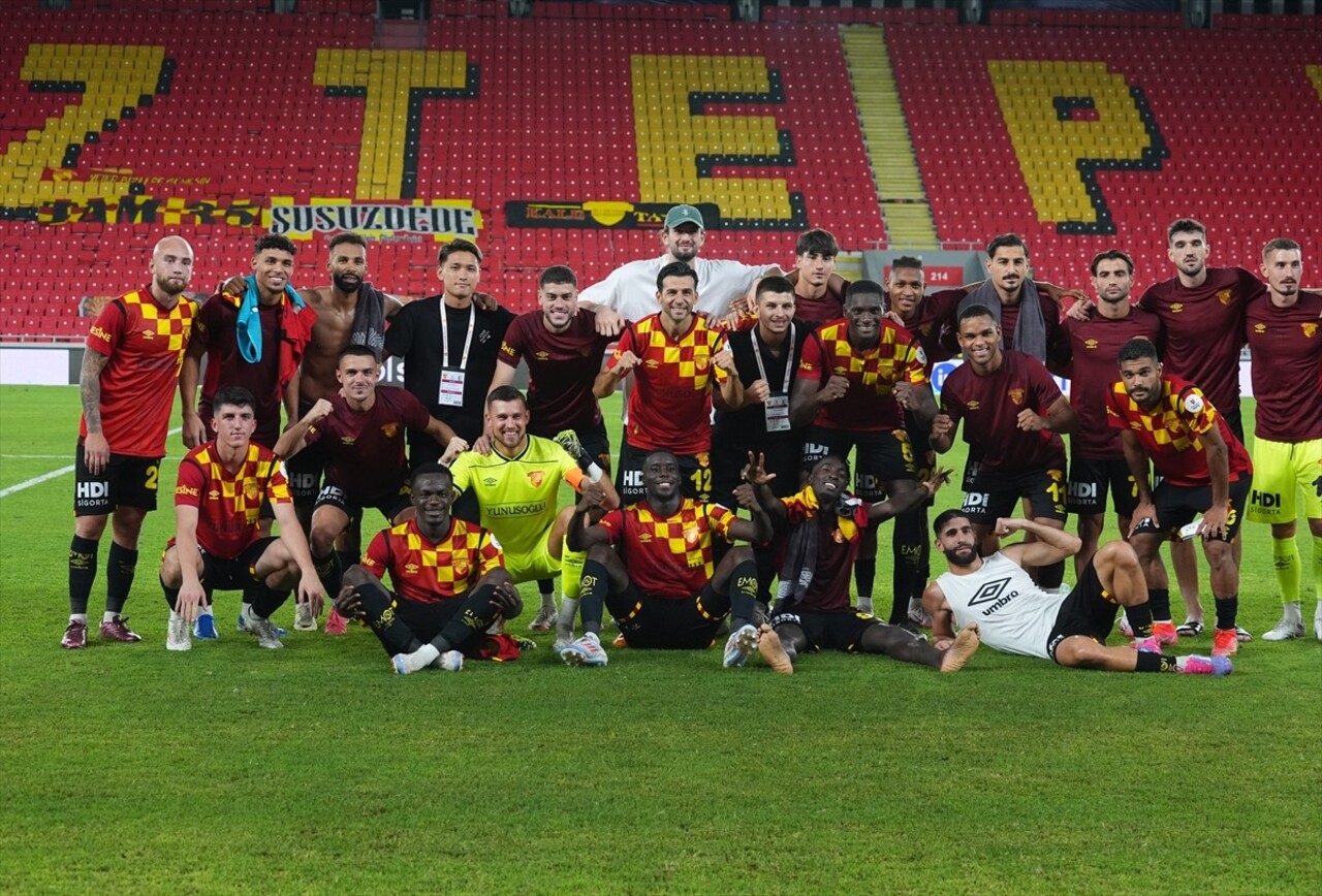 Trendyol Süper Lig'in 4. haftasında Göztepe ile Sipay Bodrum FK takımları, Gürsel Aksel Stadı'nda...