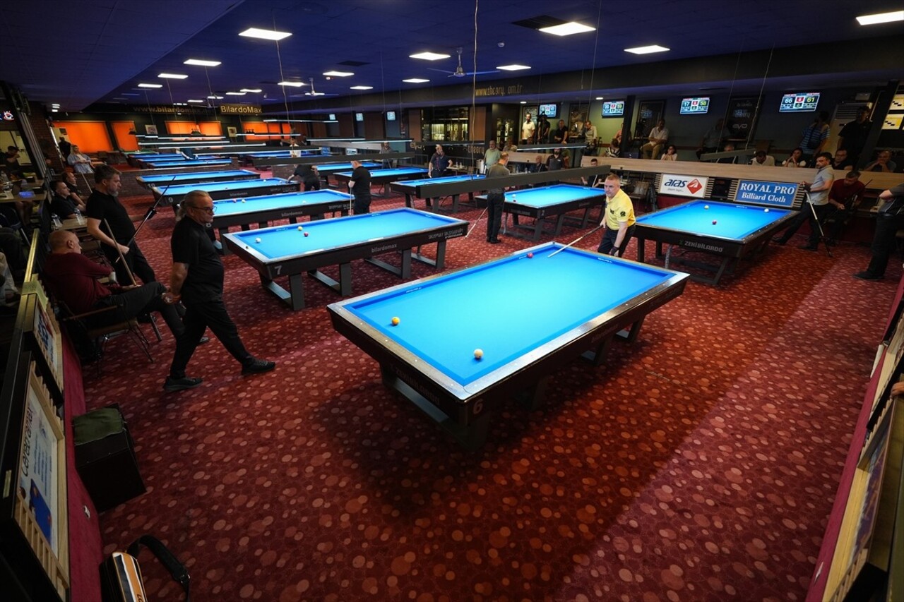 22'nci Balaban-Theory Handikaplı 3 Bant Bilardo Turnuvası, İstanbul'da başladı. Türkiye Bilardo...