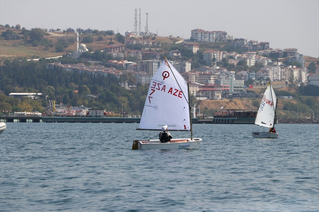 Tekirdağ'da, 8. Uluslararası Süleymanpaşa Optimist Cup Yelken Yarışları kapsamında "7. Cherry Cup"...