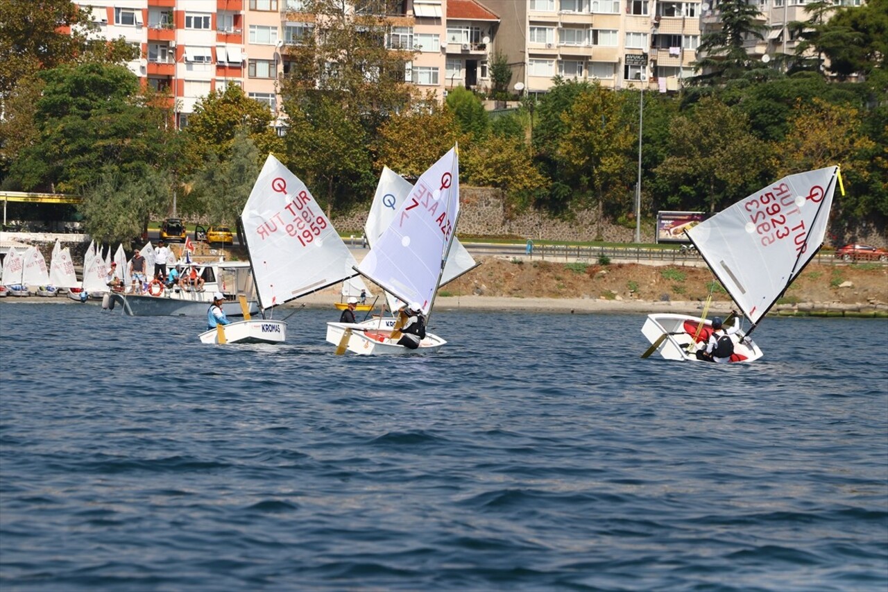 Tekirdağ'da, 8. Uluslararası Süleymanpaşa Optimist Cup Yelken Yarışları kapsamında "7. Cherry Cup"...