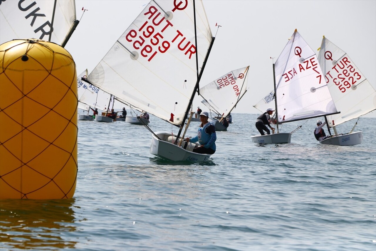 Tekirdağ'da, 8. Uluslararası Süleymanpaşa Optimist Cup Yelken Yarışları kapsamında "7. Cherry Cup"...