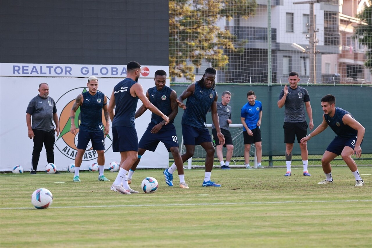  Corendon Alanyaspor, Trendyol Süper Lig'in 5. haftasında 15 Eylül Pazar günü evinde Atakaş...