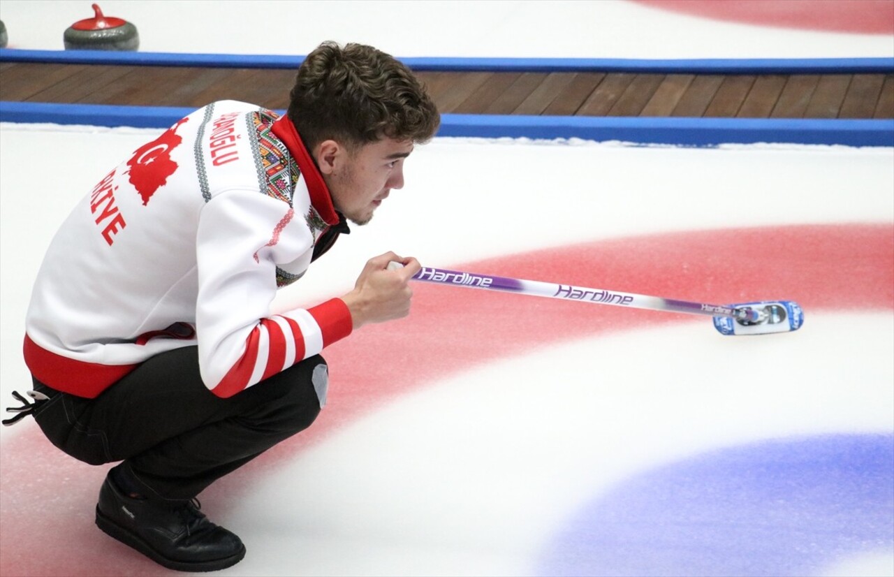 Türkiye Karışık Curling Milli Takımı, iki yıl aradan sonra katılacakları Dünya Karışıklar Curling...