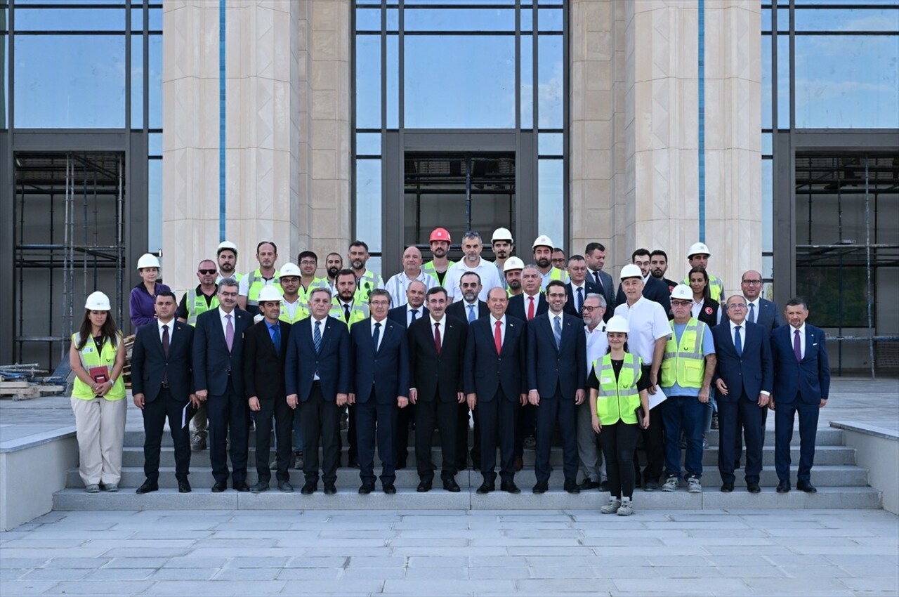 Cumhurbaşkanı Yardımcısı Cevdet Yılmaz (sağ 6), KKTC Cumhurbaşkanı Ersin Tatar (sağ 5), KKTC...