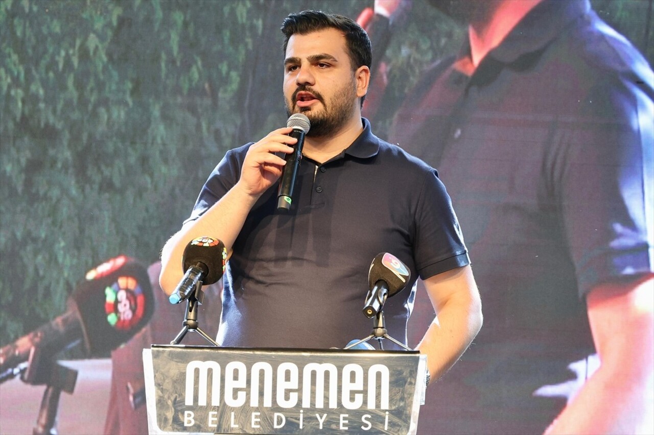 Menemen Belediyesi tarafından düzenlenen 3. Uluslararası Menemen Çömlek Festivali, 39 ülkeden...