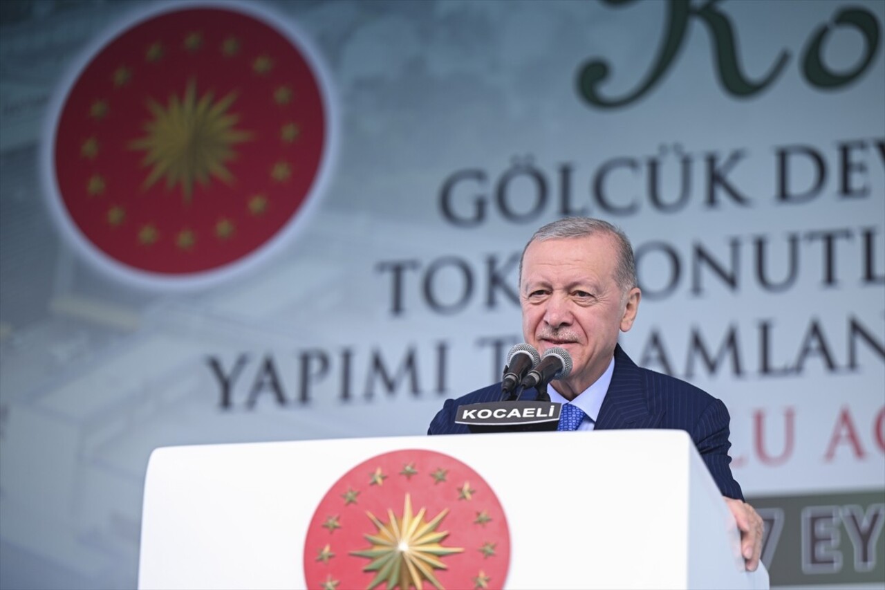 Cumhurbaşkanı Recep Tayyip Erdoğan, “Gölcük Devlet Hastanesi, Teleferik ve TOKİ Konutları ile...