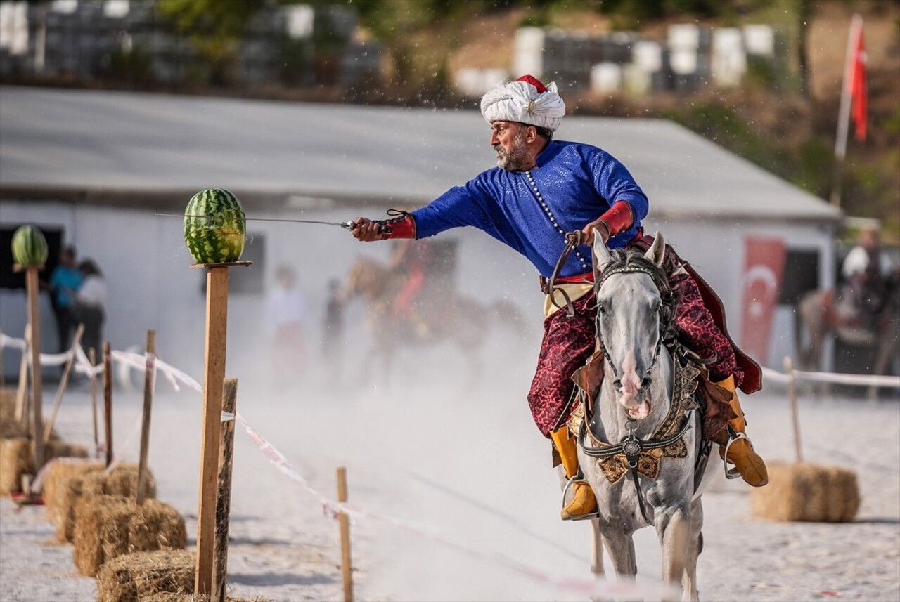 Bilecik'in Söğüt ilçesinde bu yıl 743'üncüsü düzenlenen Söğüt Ertuğrul Gazi'yi Anma ve Yörük...