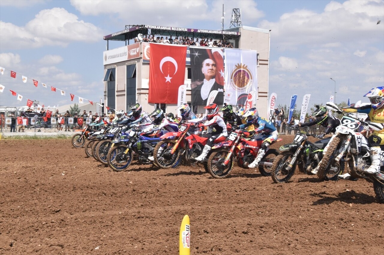 Dünya Motokros Şampiyonası'nda sezonun 18. ayağı MXGP Türkiye 2. ayak ve final yarışı...