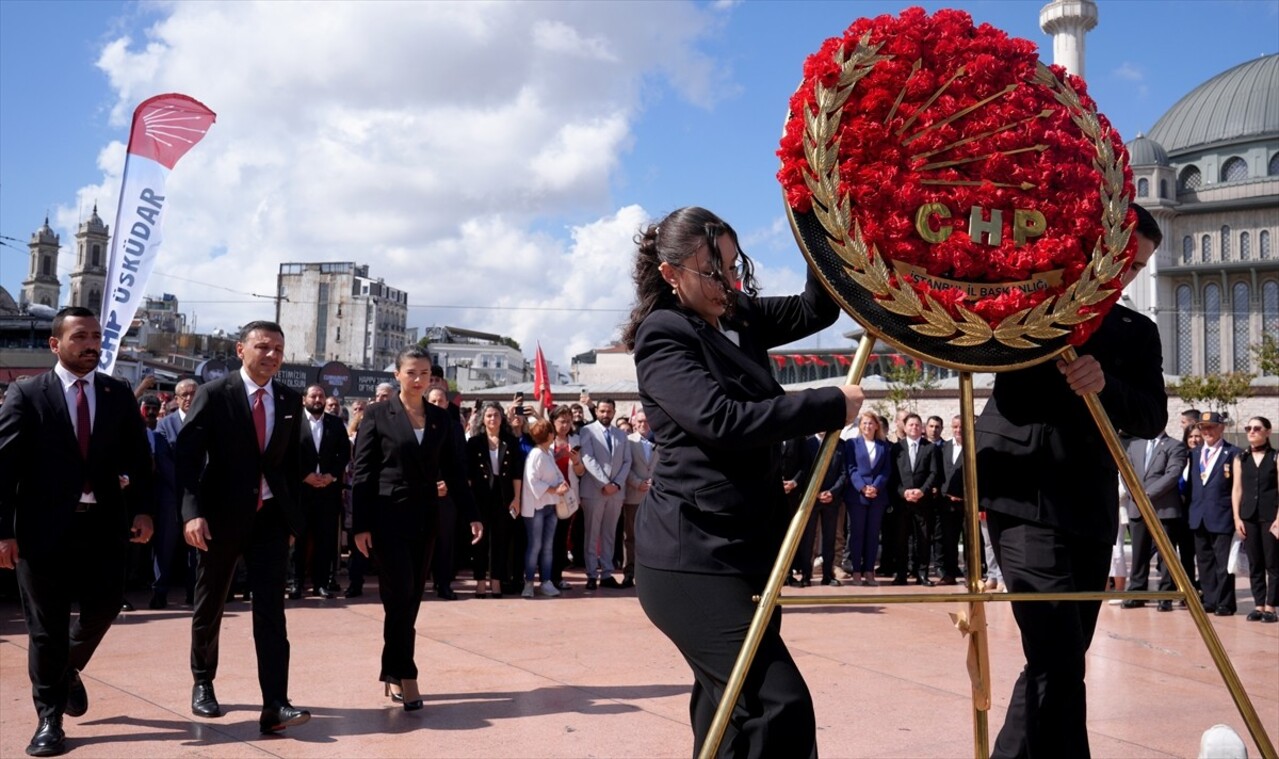 Cumhuriyet Halk Partisi (CHP) İstanbul il yöneticileri, partinin kuruluşunun 101'inci yıl dönümü...