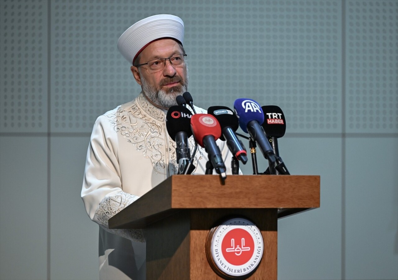 Diyanet İşleri Başkanı Prof. Dr. Ali Erbaş, Ankara Dini Yüksek İhtisas Merkezi'nde düzenlenen...