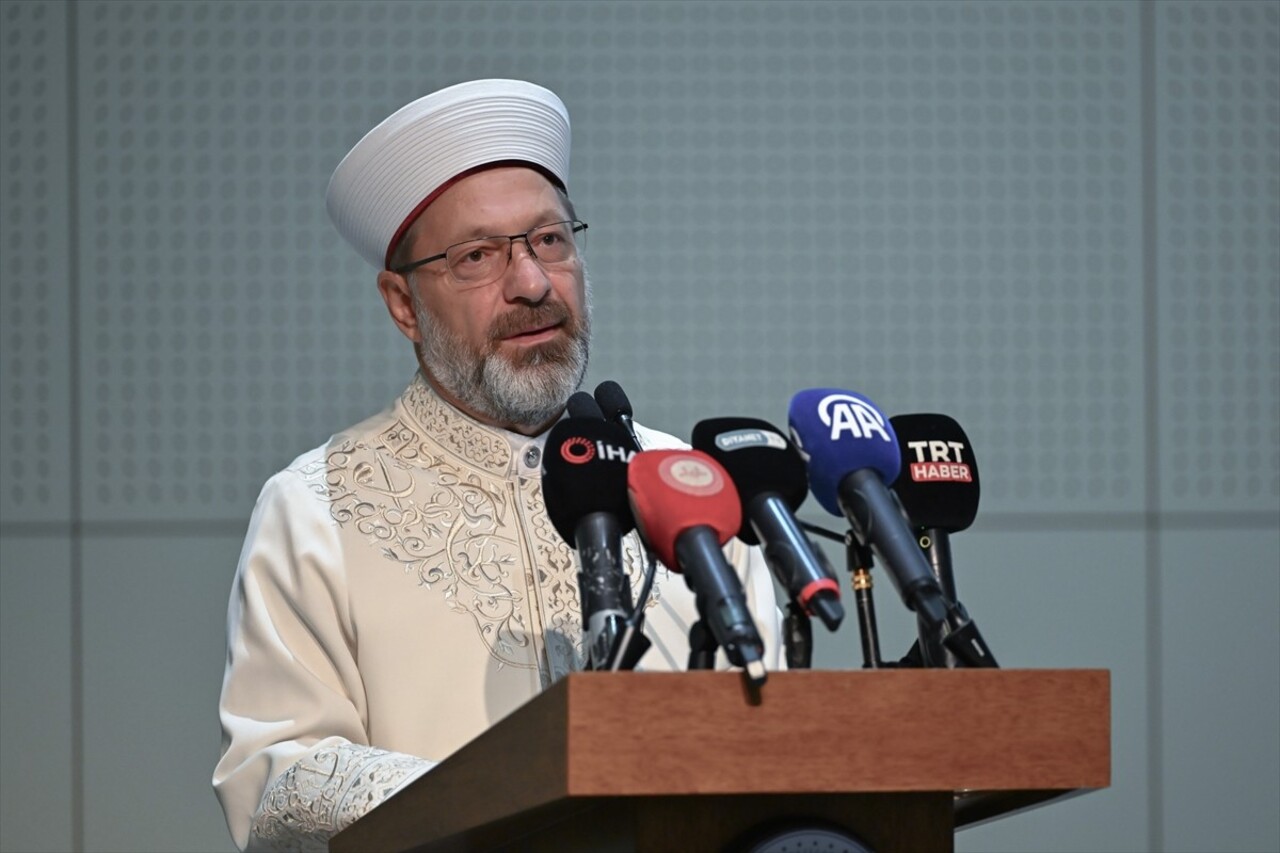 Diyanet İşleri Başkanı Prof. Dr. Ali Erbaş, Ankara Dini Yüksek İhtisas Merkezi'nde düzenlenen...