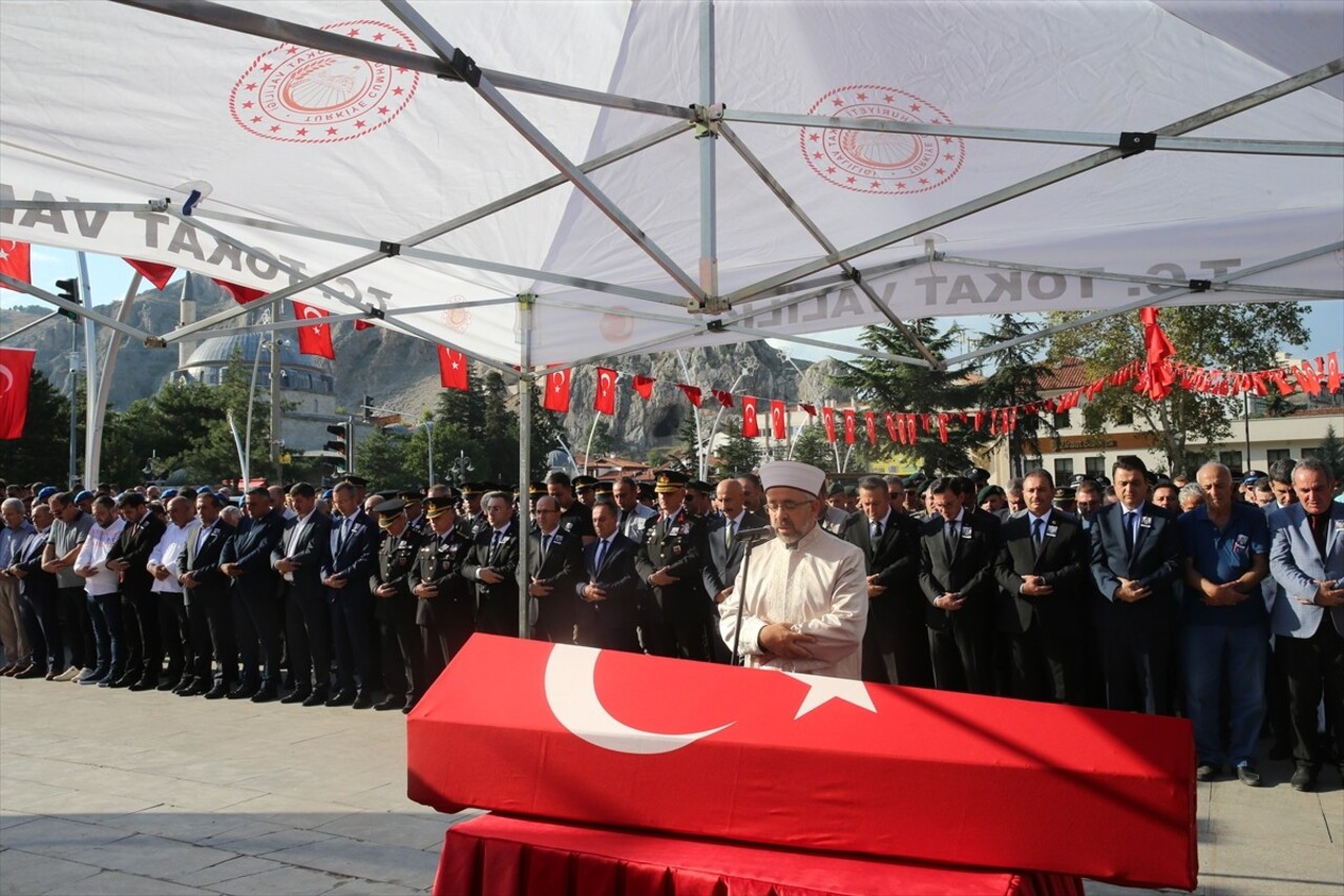  Tunceli'nin Ovacık ilçesinde görev esnasında zırhlı aracın devrilmesi sonucu şehit olan Jandarma...