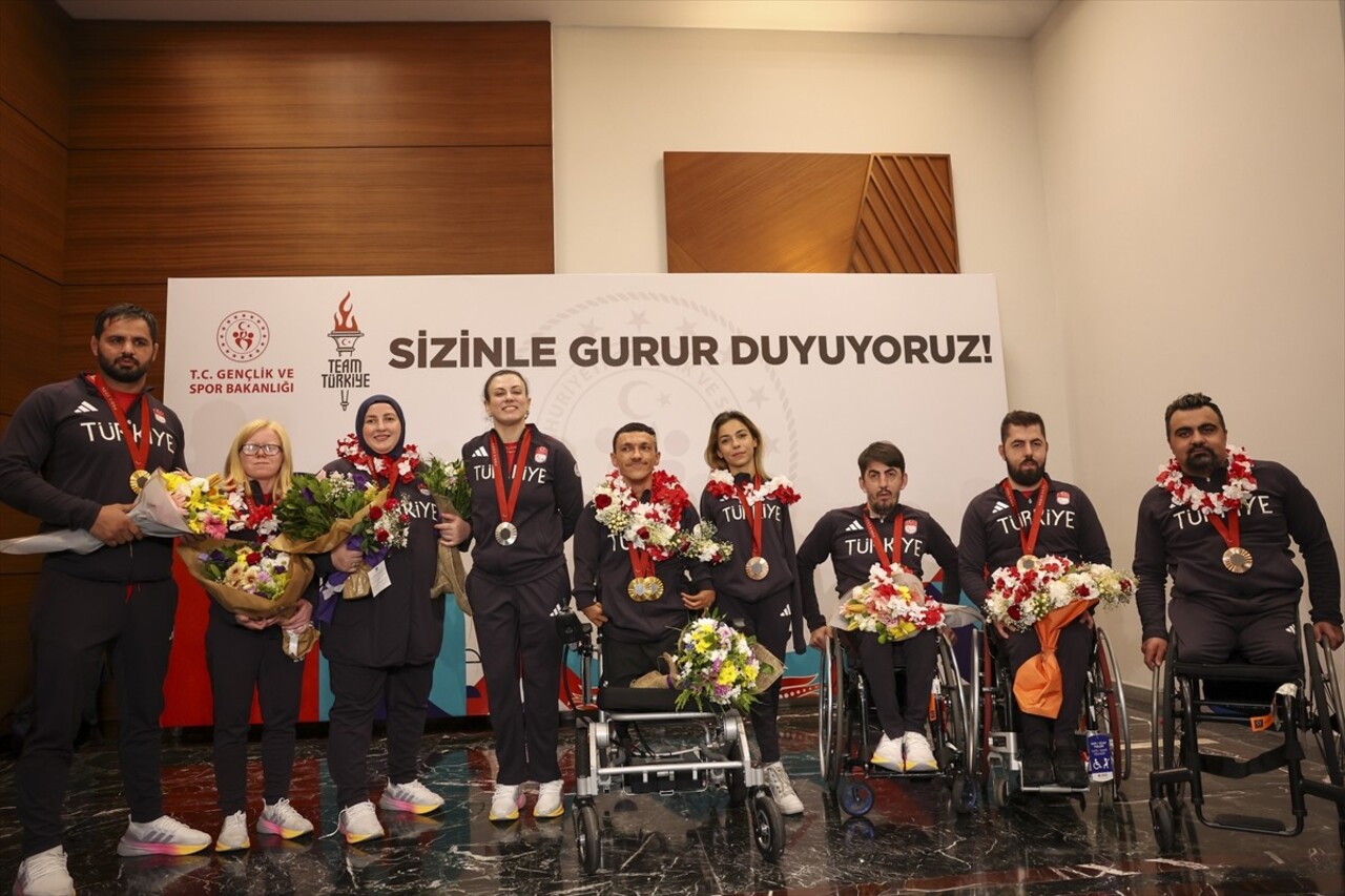 Paris 2024 Paralimpik Oyunları'nda 6 altın, 10 gümüş ve 12 bronz madalyayla tarihi sonuca imza...