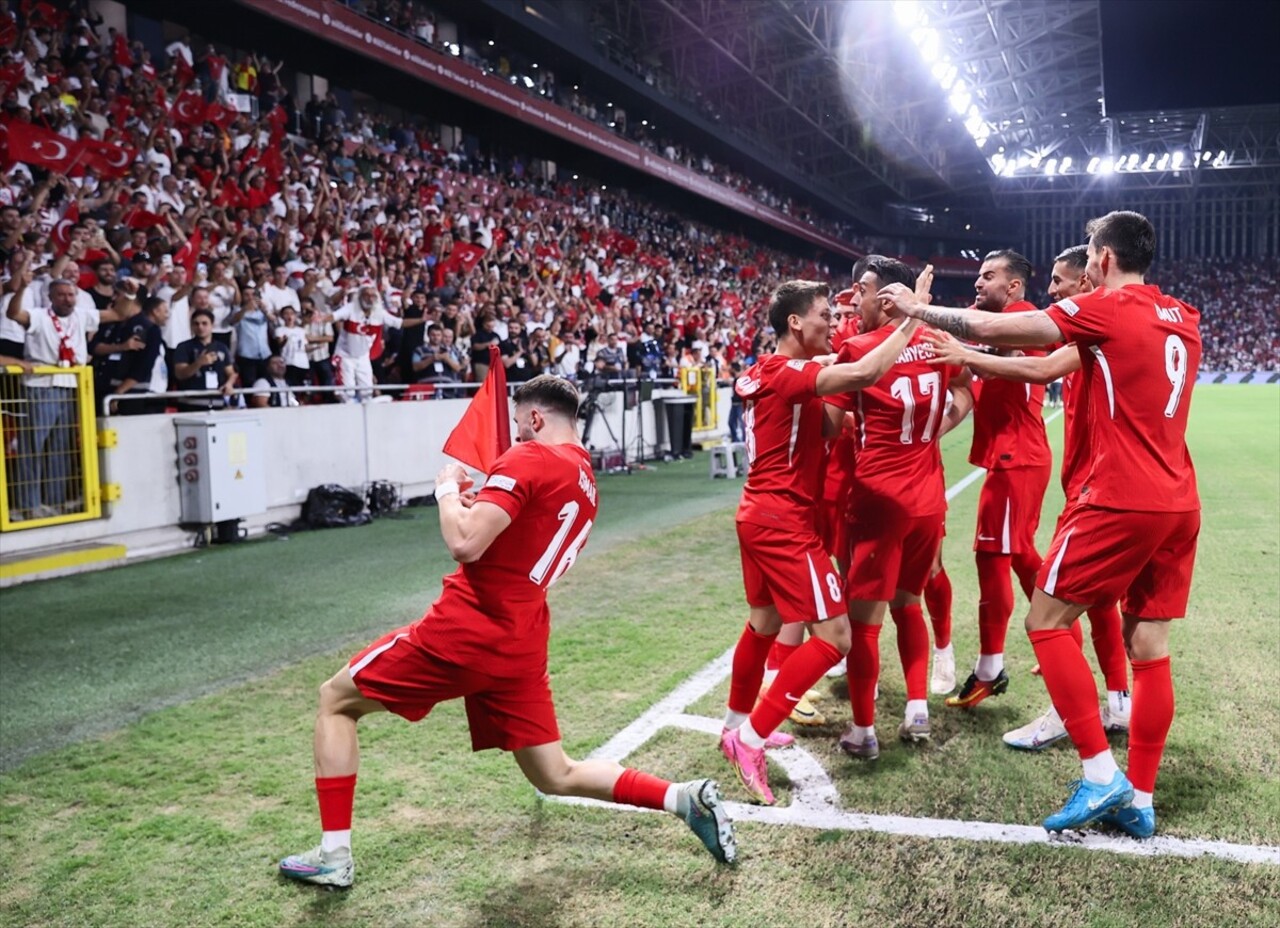 UEFA Uluslar B Ligi 4. Grup ikinci hafta maçında A Milli Futbol Takımı ile İzlanda, Gürsel Aksel...