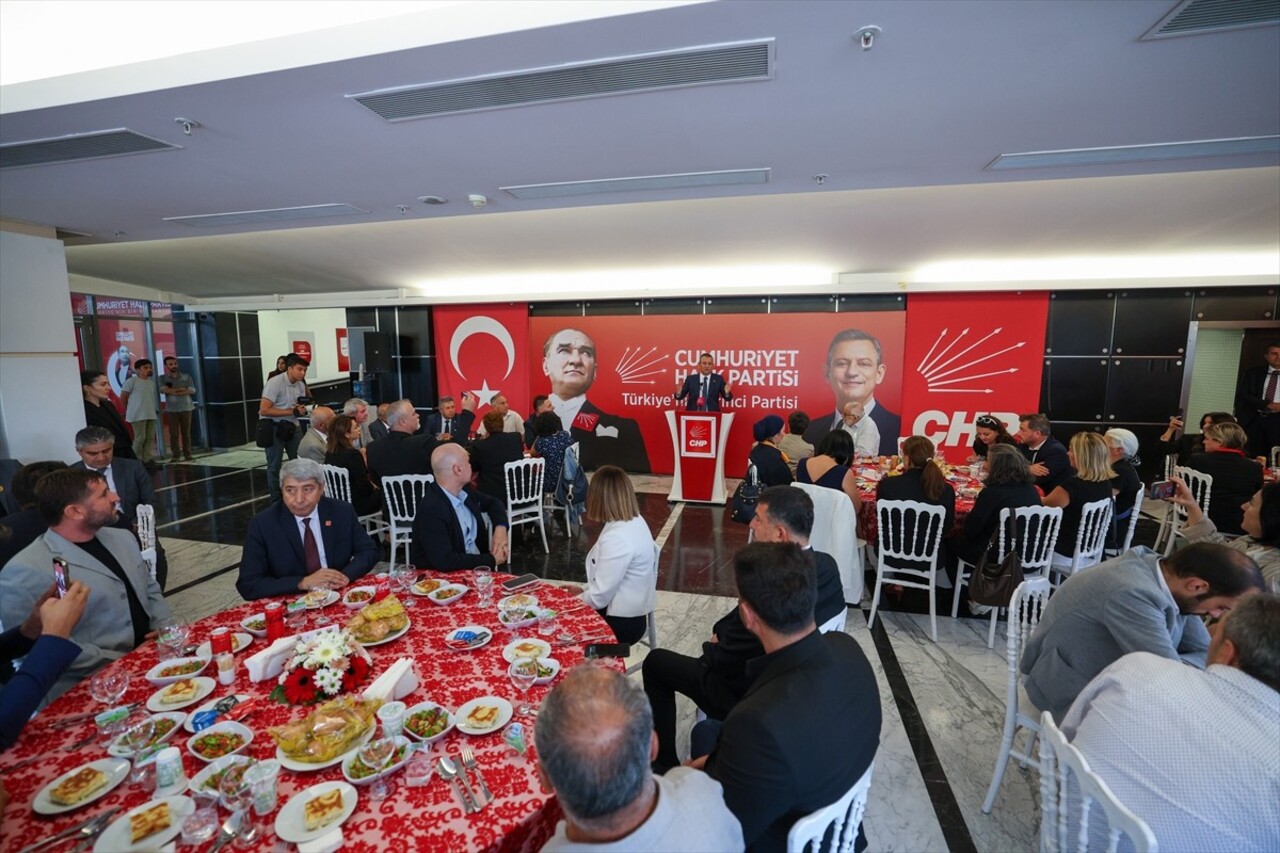 CHP Genel Başkanı Özgür Özel, CHP'nin 101. kuruluş yıl dönümü kapsamında, toplumun farklı...