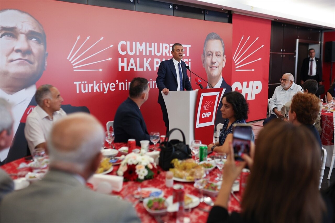 CHP Genel Başkanı Özgür Özel, CHP'nin 101. kuruluş yıl dönümü kapsamında, toplumun farklı...