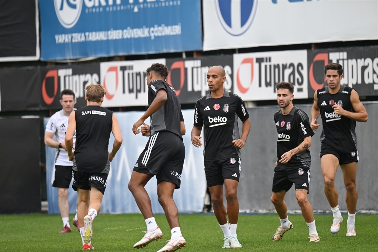 Spor Toto Süper Lig'in 5. haftasında Trabzonspor ile karşılaşacak olan Beşiktaş, hazırlıklarını...