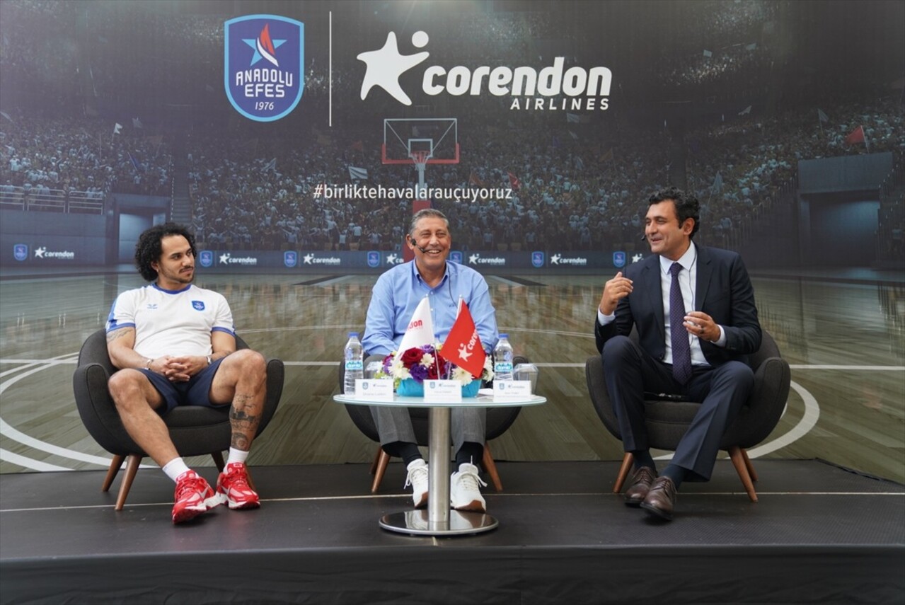 Anadolu Efes Spor Kulübü ile Corendon Airlines arasındaki sponsorluk anlaşması, 2024-25 sezonunda...