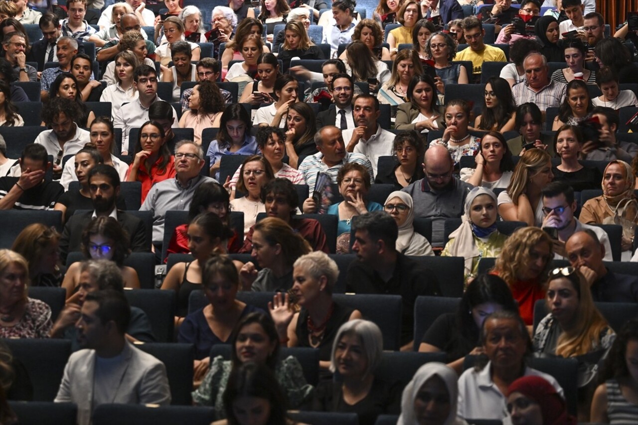 Kolombiya ile Türkiye arasındaki diplomatik ilişkiler, Kolombiya'nın Ankara Büyükelçiliğince...