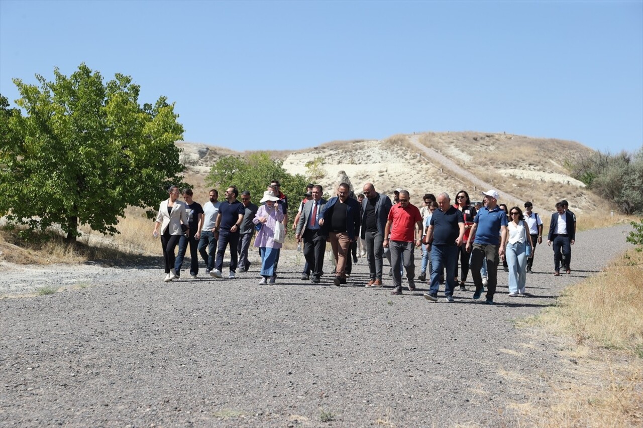 UNESCO Türkiye Milli Komisyonu, Kapadokya'daki turizm merkezlerini inceledi.
Kapadokya Alan...